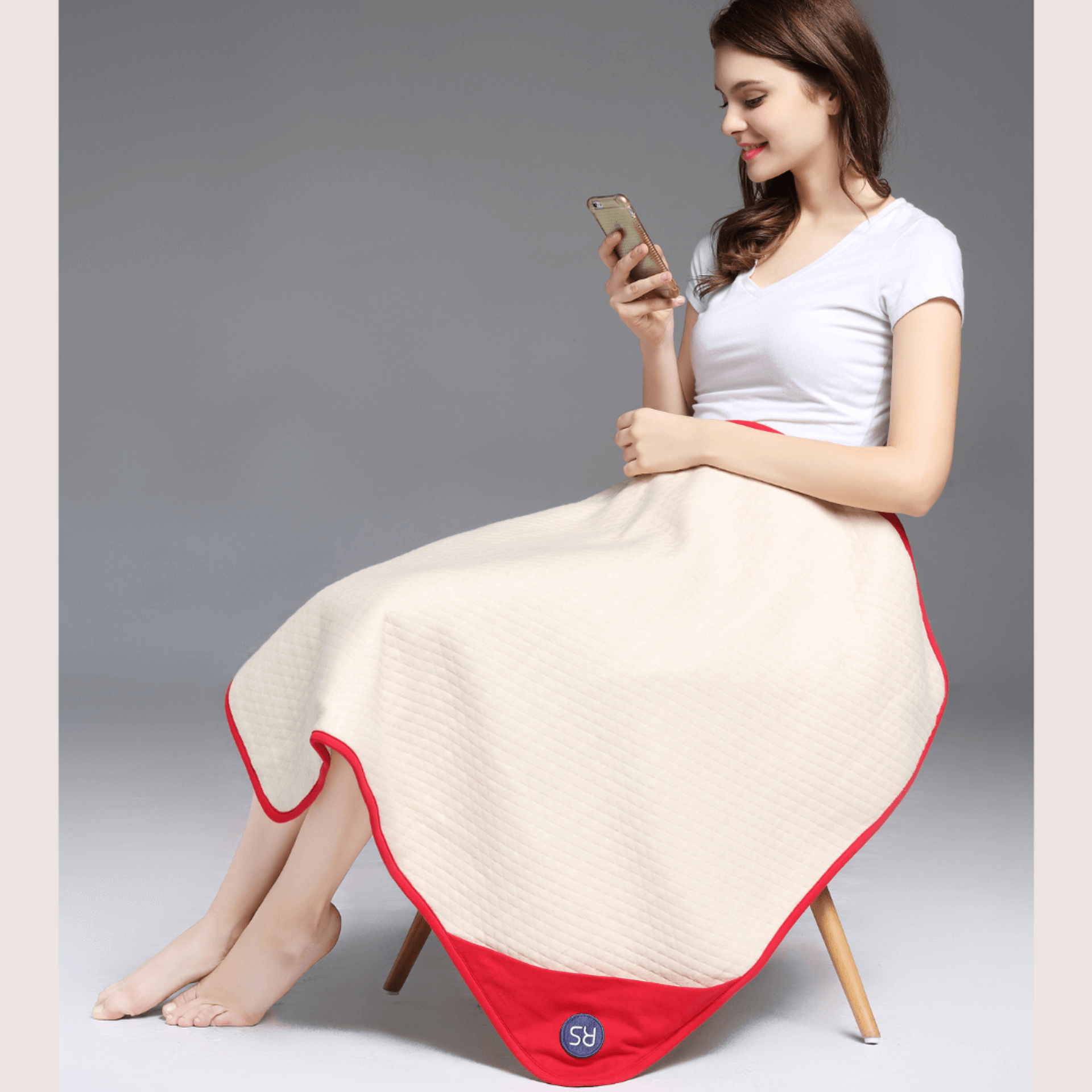 Stay cozy and protected with the Radia Smart® Joy Organic Blanket, designed with silver-lined Faraday fabric to block EMF, RF, and 5G radiation. Made from certified organic materials, it supports fertility health and overall wellness while offering soft, breathable comfort. Ideal for restful sleep or relaxation, this anti-radiation blanket reduces wireless exposure and promotes peace of mind in any environment. A perfect blend of safety, style, and serenity.